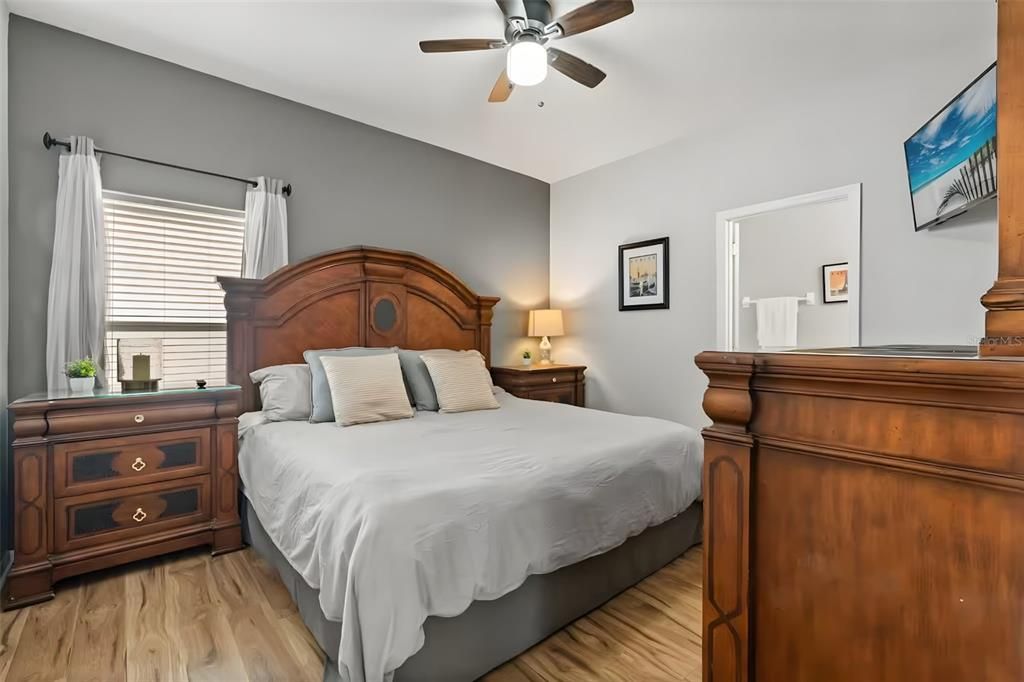 En Venta: $599,900 (6 camas, 6 baños, 3366 Pies cuadrados)