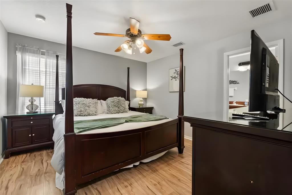 En Venta: $599,900 (6 camas, 6 baños, 3366 Pies cuadrados)