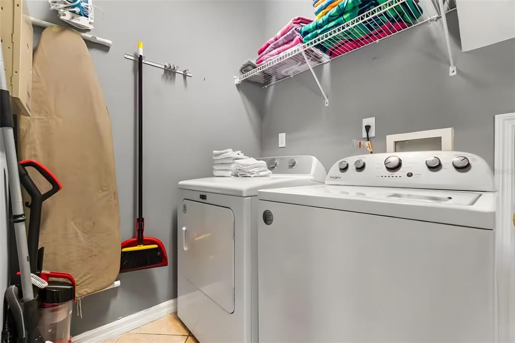 En Venta: $599,900 (6 camas, 6 baños, 3366 Pies cuadrados)