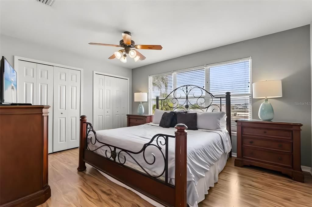 En Venta: $599,900 (6 camas, 6 baños, 3366 Pies cuadrados)