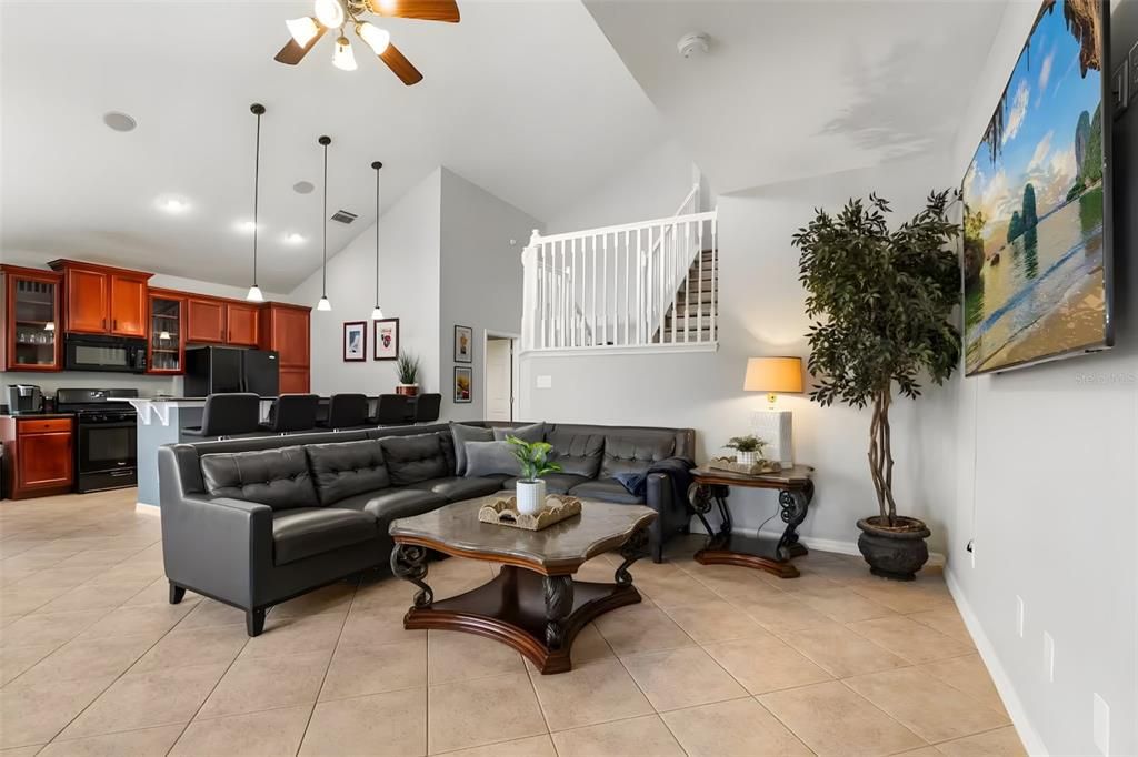 En Venta: $599,900 (6 camas, 6 baños, 3366 Pies cuadrados)