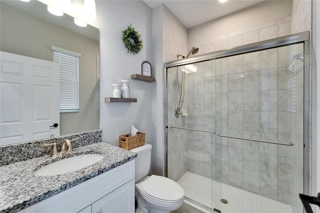 For Sale: $600,000 (5 beds, 4 baths, 3566 Square Feet)