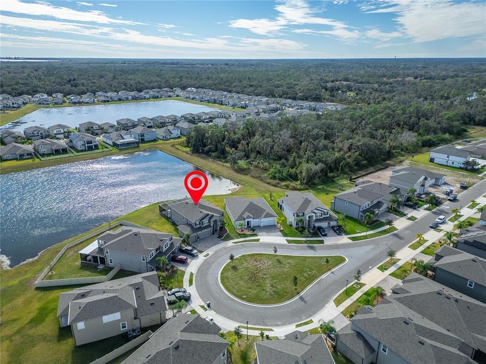 For Sale: $600,000 (5 beds, 4 baths, 3566 Square Feet)