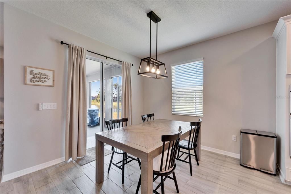 For Sale: $600,000 (5 beds, 4 baths, 3566 Square Feet)