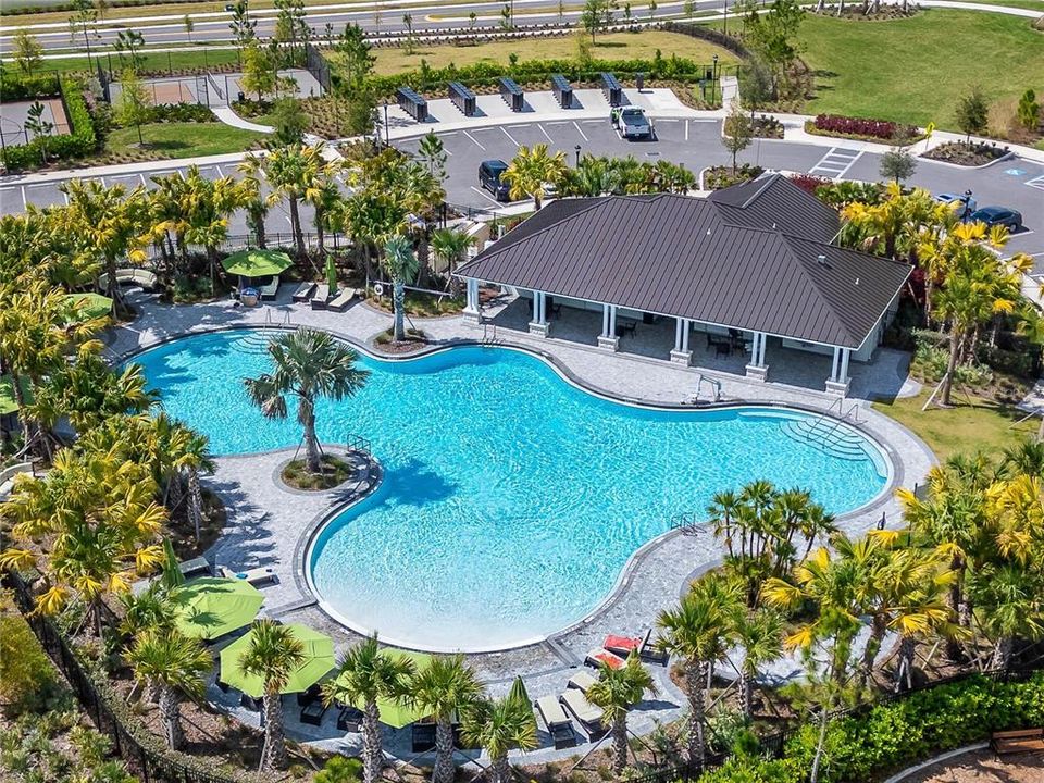 For Sale: $600,000 (5 beds, 4 baths, 3566 Square Feet)