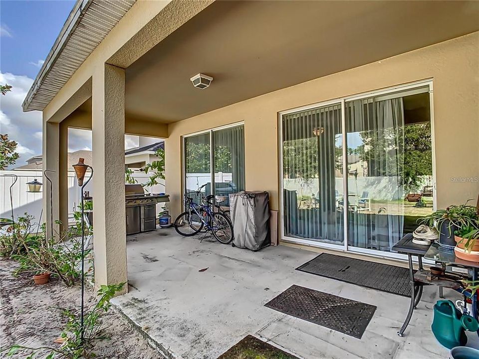 For Sale: $250,000 (4 beds, 3 baths, 2683 Square Feet)