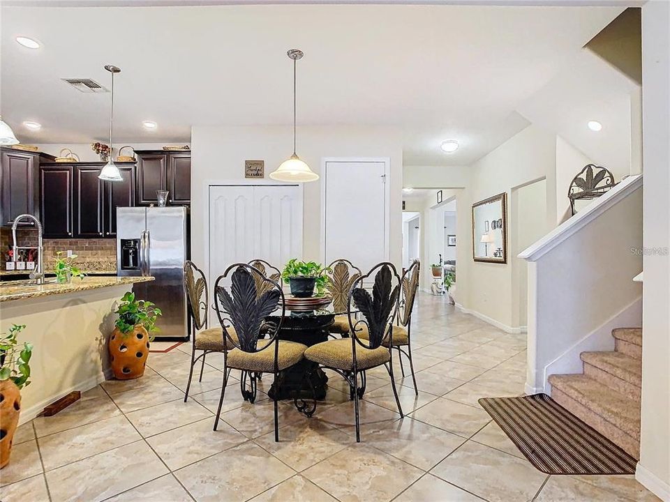 For Sale: $250,000 (4 beds, 3 baths, 2683 Square Feet)