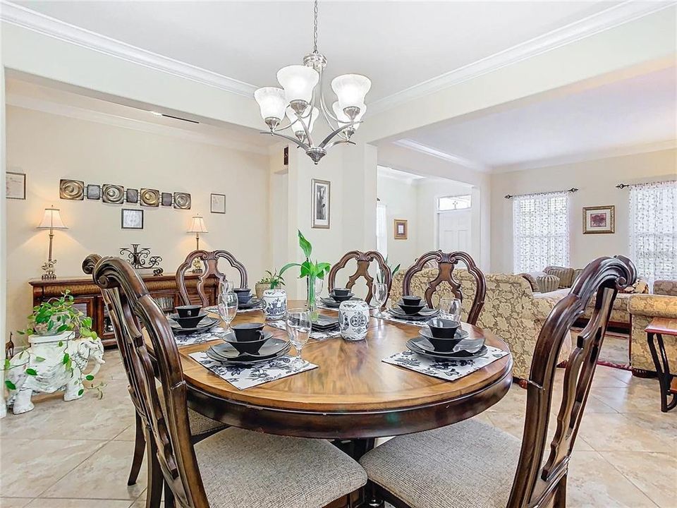 For Sale: $250,000 (4 beds, 3 baths, 2683 Square Feet)