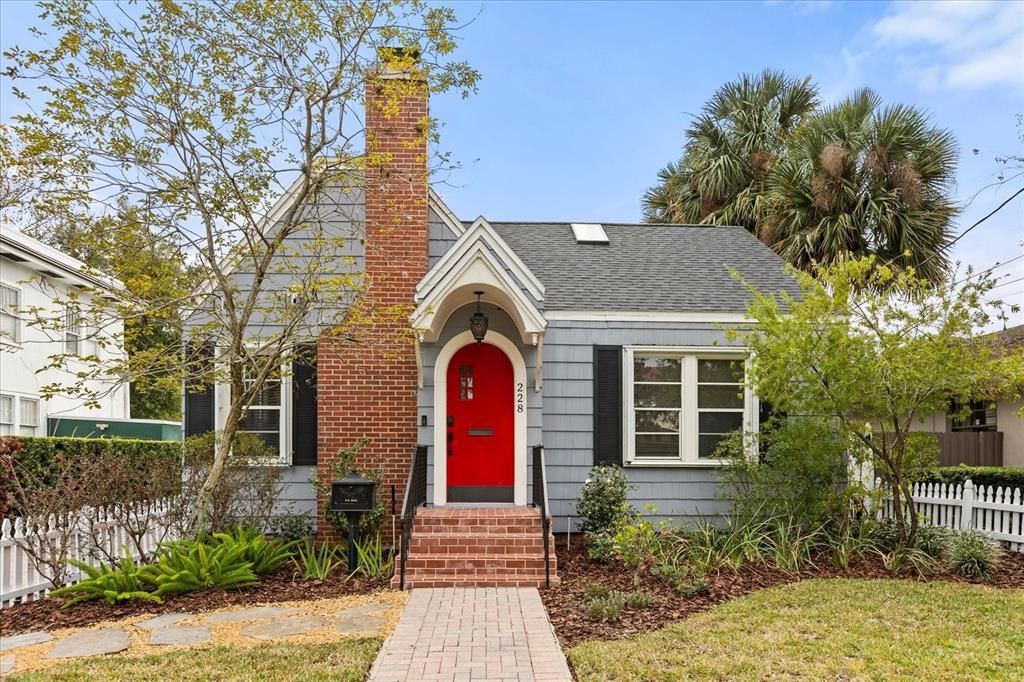 En Venta: $715,000 (4 camas, 2 baños, 1590 Pies cuadrados)