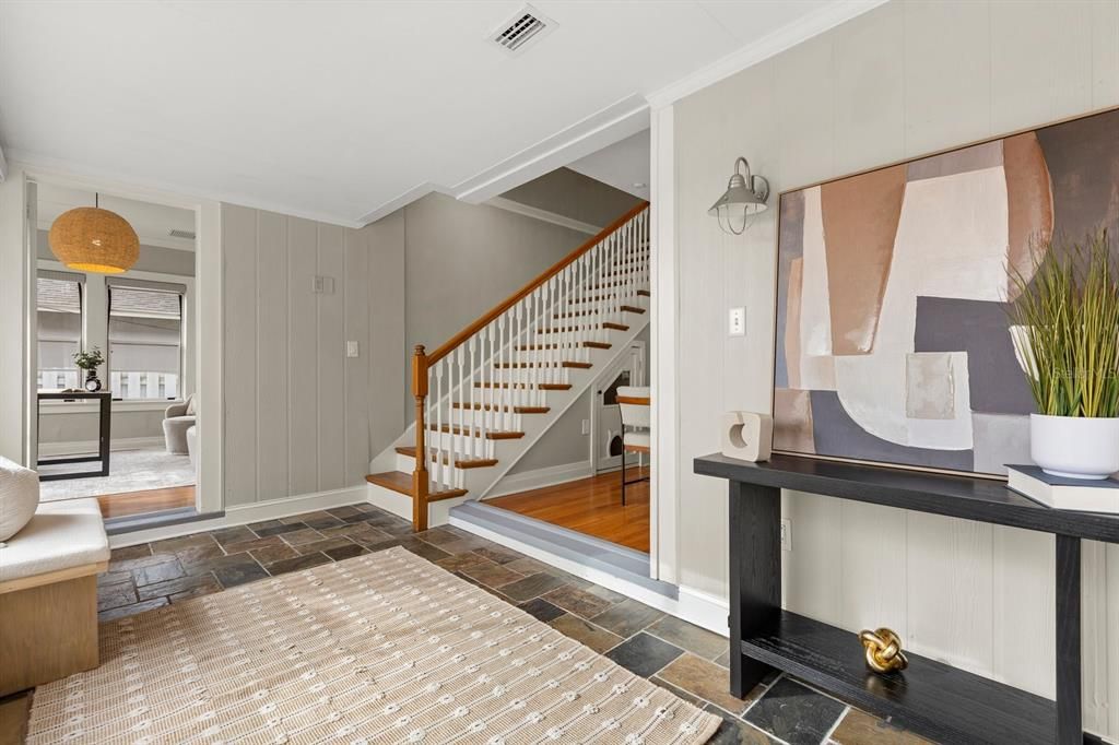 En Venta: $715,000 (4 camas, 2 baños, 1590 Pies cuadrados)