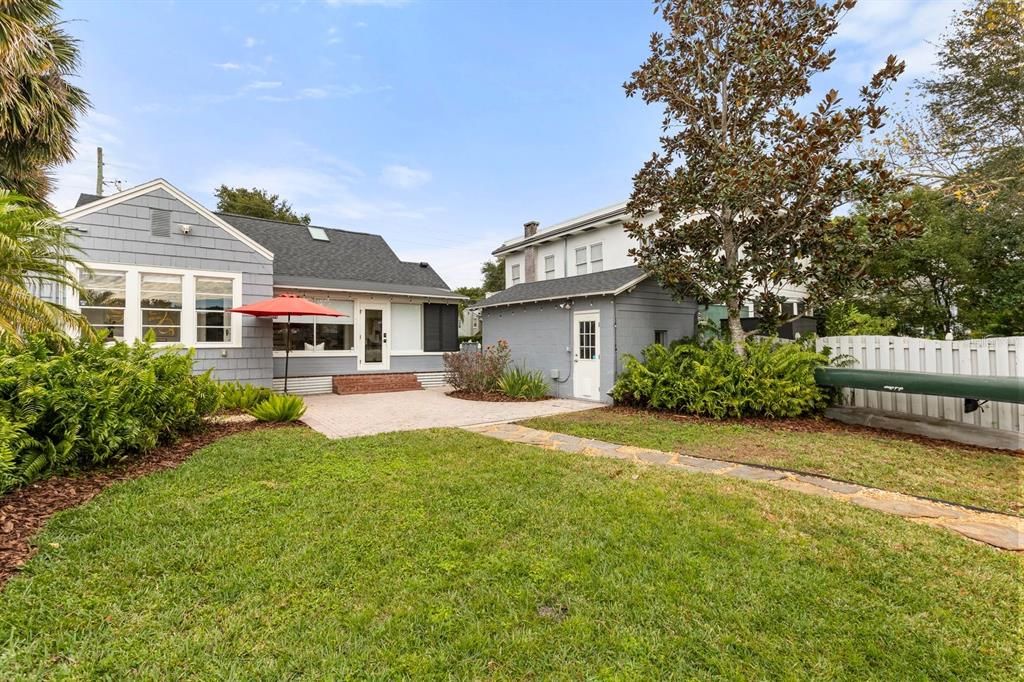 En Venta: $715,000 (4 camas, 2 baños, 1590 Pies cuadrados)