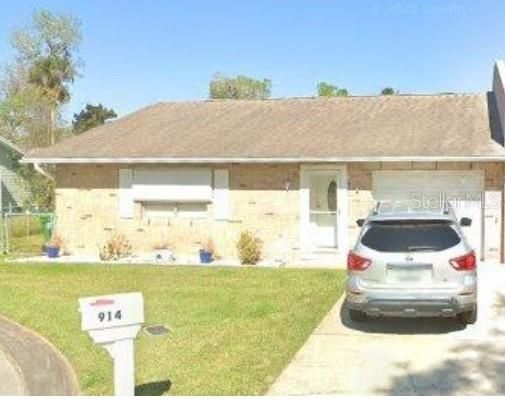 Activo con contrato: $119,000 (2 camas, 2 baños, 1227 Pies cuadrados)