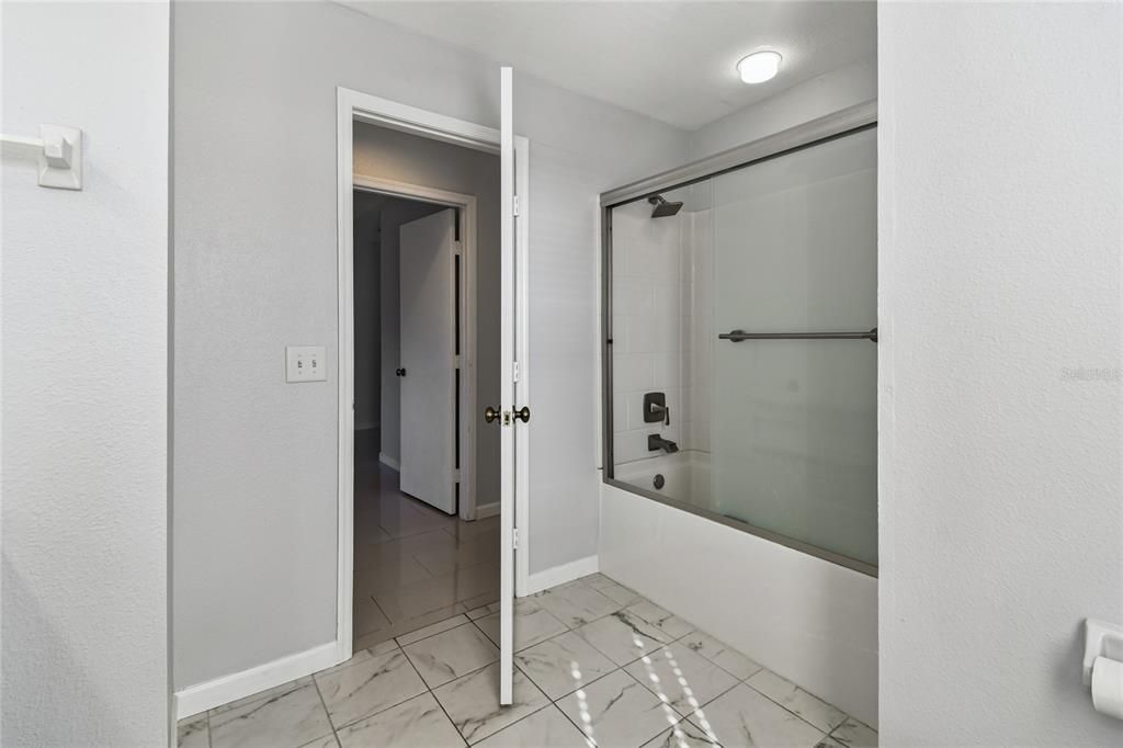 出租: $2,500 (3 贝兹, 2 浴室, 1690 平方英尺)