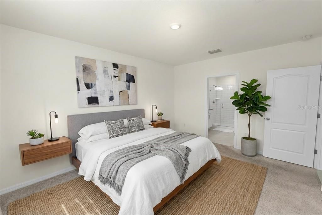 На продажу: $280,000 (4 спален, 2 ванн, 1867 Квадратных фут)