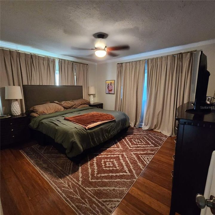 На продажу: $1,200,000 (3 спален, 2 ванн, 1602 Квадратных фут)