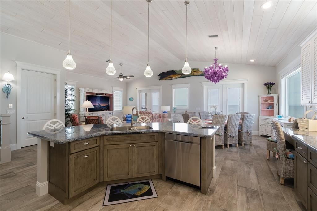 На продажу: $6,495,000 (5 спален, 5 ванн, 2734 Квадратных фут)