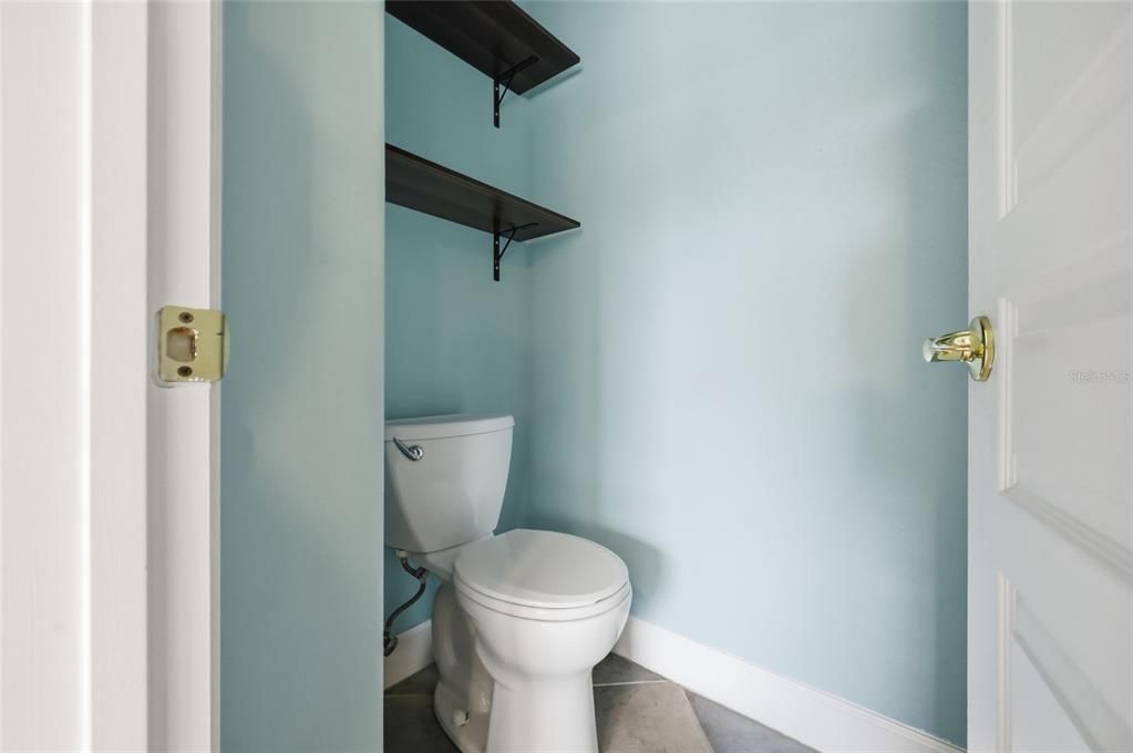 出租: $3,600 (5 贝兹, 4 浴室, 3819 平方英尺)