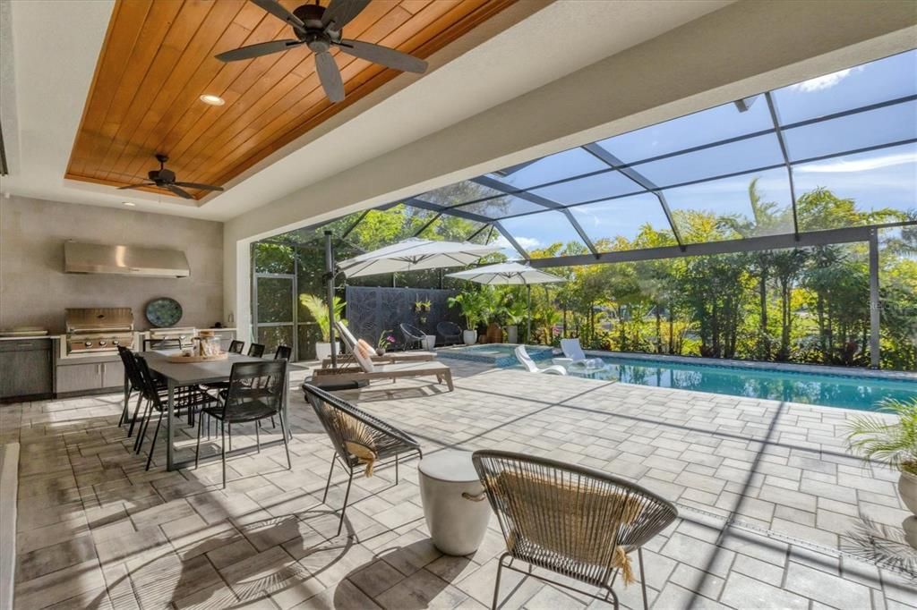 For Sale: $1,180,000 (4 beds, 3 baths, 2472 Square Feet)