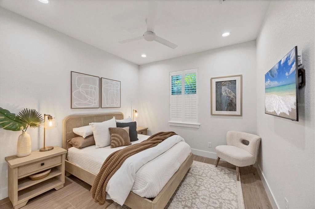 For Sale: $1,180,000 (4 beds, 3 baths, 2472 Square Feet)