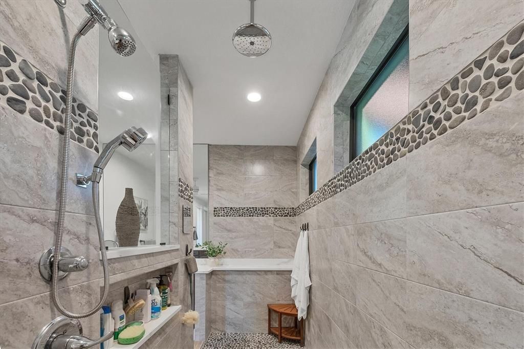 For Sale: $1,180,000 (4 beds, 3 baths, 2472 Square Feet)