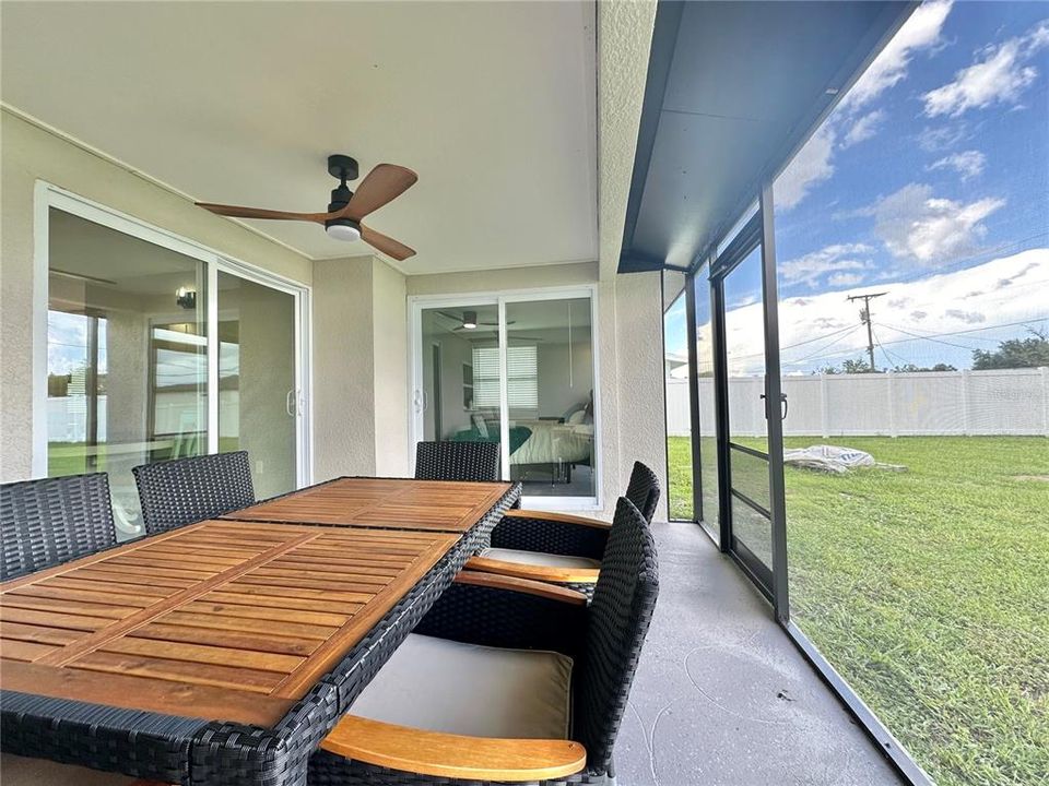 待售: $249,990 (2 贝兹, 2 浴室, 1032 平方英尺)