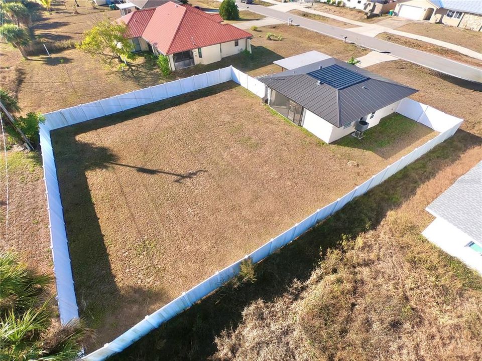 待售: $249,990 (2 贝兹, 2 浴室, 1032 平方英尺)