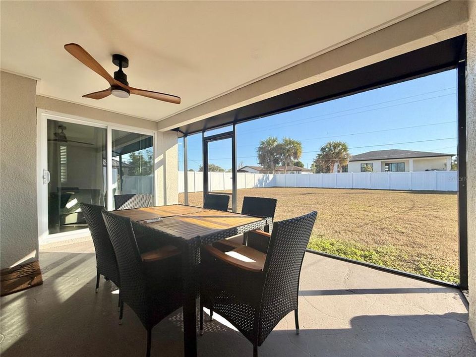 待售: $249,990 (2 贝兹, 2 浴室, 1032 平方英尺)