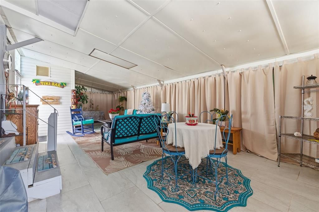 En Venta: $169,900 (2 camas, 2 baños, 864 Pies cuadrados)