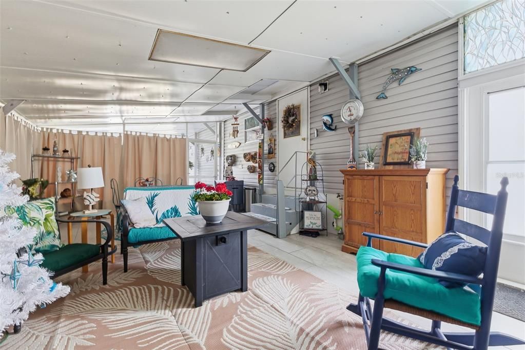 En Venta: $169,900 (2 camas, 2 baños, 864 Pies cuadrados)