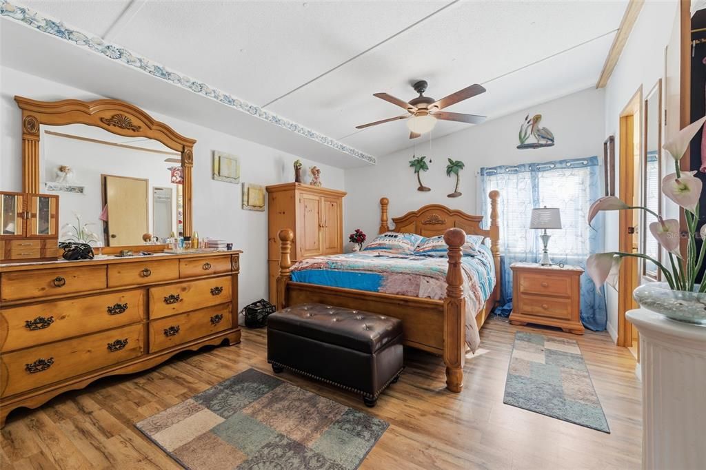 En Venta: $169,900 (2 camas, 2 baños, 864 Pies cuadrados)