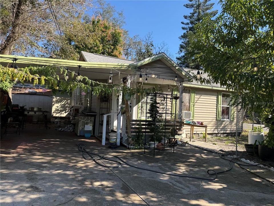 For Sale: $175,000 (2 beds, 1 baths, 600 Square Feet)