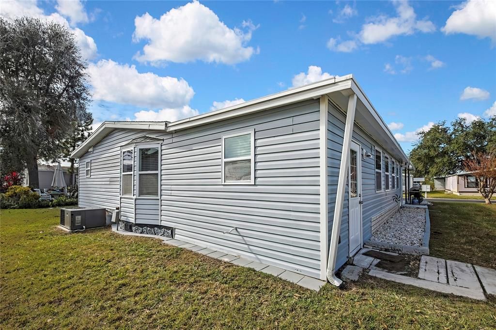 En Venta: $275,000 (3 camas, 2 baños, 1560 Pies cuadrados)