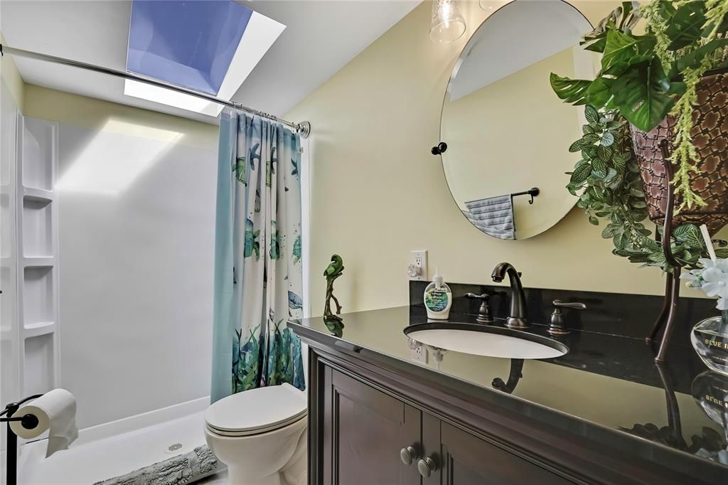 En Venta: $275,000 (3 camas, 2 baños, 1560 Pies cuadrados)