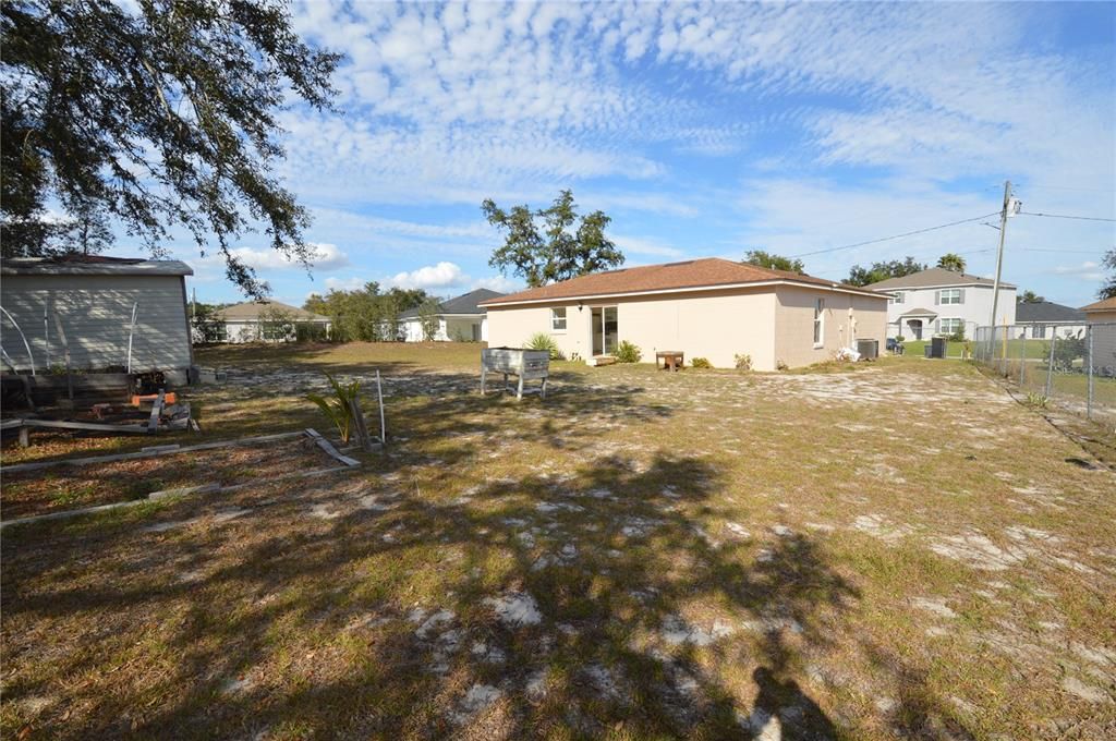 En Venta: $255,000 (3 camas, 2 baños, 1346 Pies cuadrados)