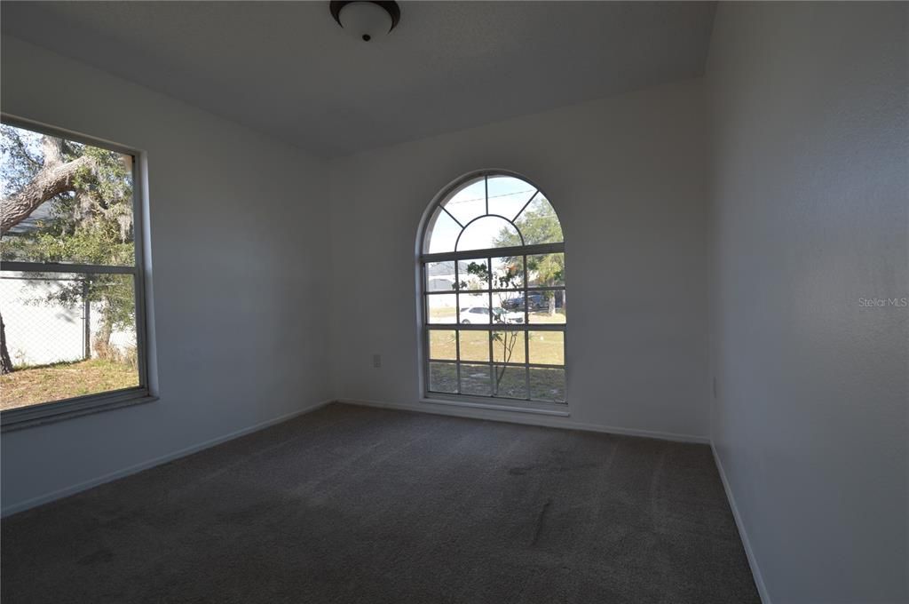 En Venta: $255,000 (3 camas, 2 baños, 1346 Pies cuadrados)