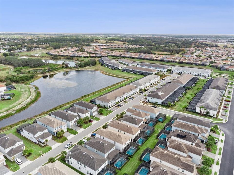 For Sale: $469,000 (5 beds, 4 baths, 2281 Square Feet)