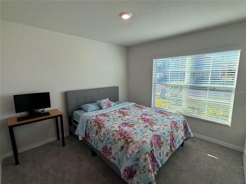 出租: $2,450 (4 贝兹, 2 浴室, 1827 平方英尺)