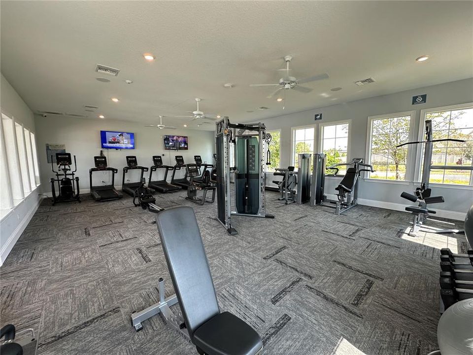 出租: $2,450 (4 贝兹, 2 浴室, 1827 平方英尺)