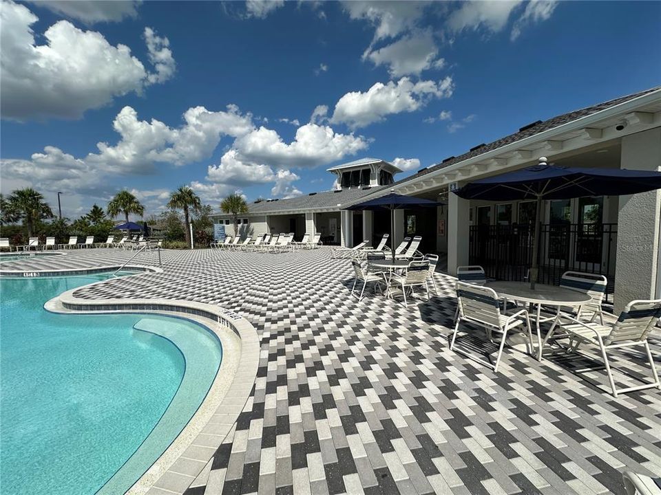 出租: $2,450 (4 贝兹, 2 浴室, 1827 平方英尺)