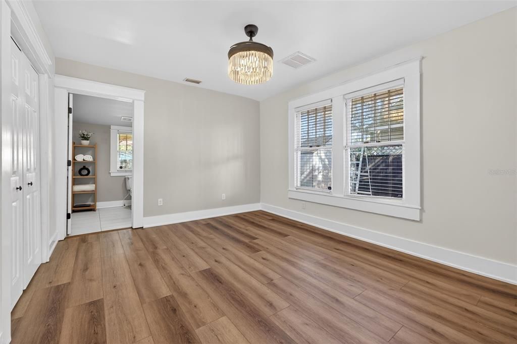 待售: $415,000 (3 贝兹, 2 浴室, 1364 平方英尺)