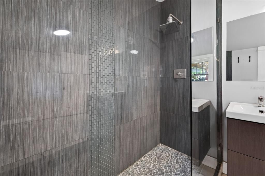 待售: $415,000 (3 贝兹, 2 浴室, 1364 平方英尺)