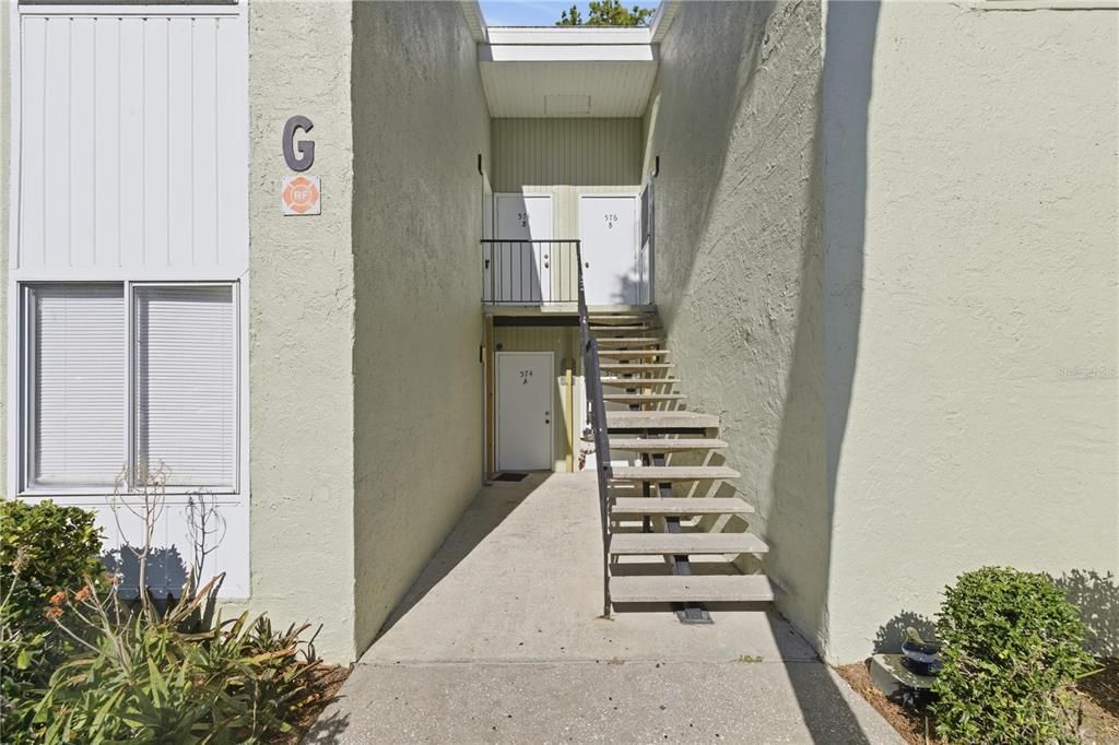 For Sale: $125,000 (2 beds, 1 baths, 990 Square Feet)