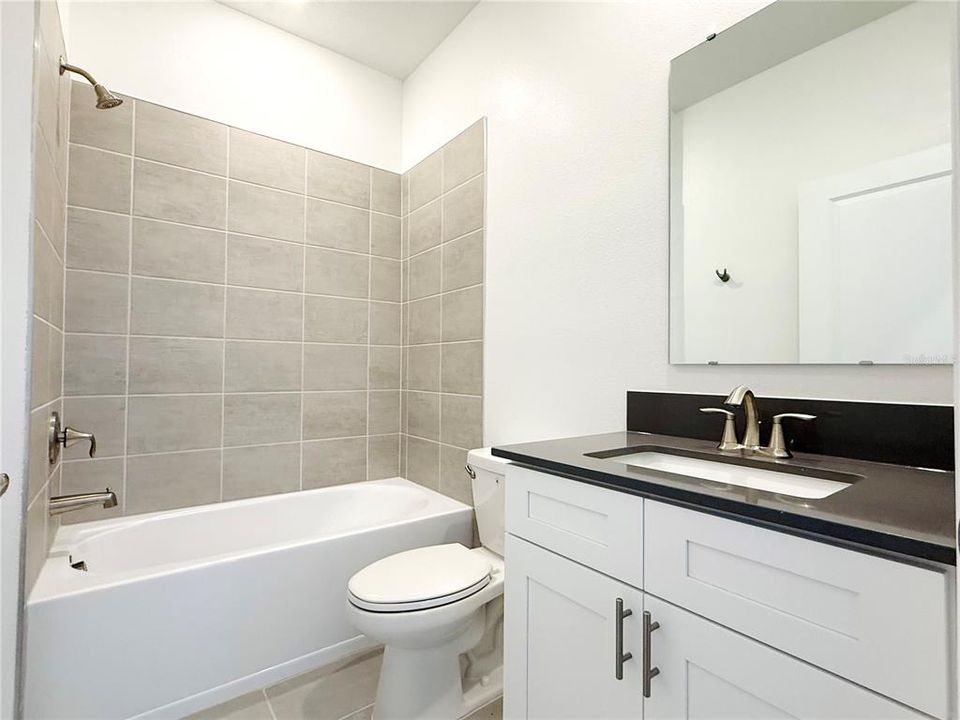 En Renta: $3,200 (4 camas, 3 baños, 2109 Pies cuadrados)