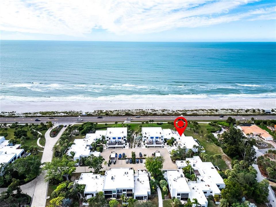 待售: $1,400,000 (2 贝兹, 2 浴室, 2186 平方英尺)