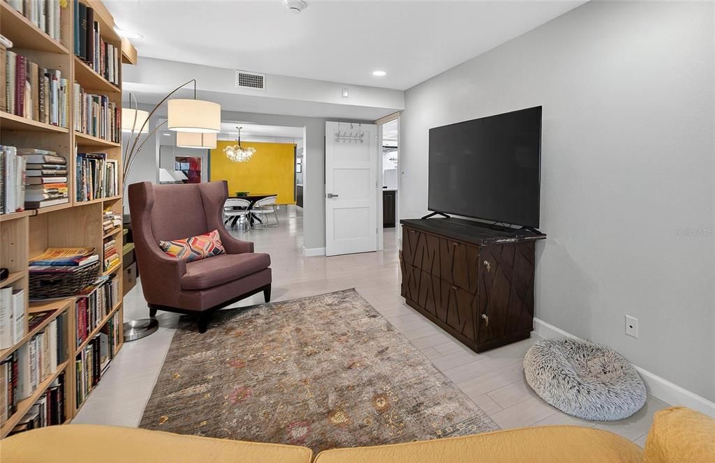 待售: $1,400,000 (2 贝兹, 2 浴室, 2186 平方英尺)