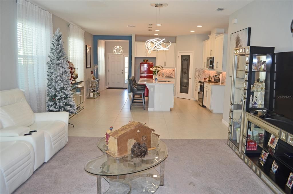 На продажу: $585,000 (4 спален, 2 ванн, 2644 Квадратных фут)