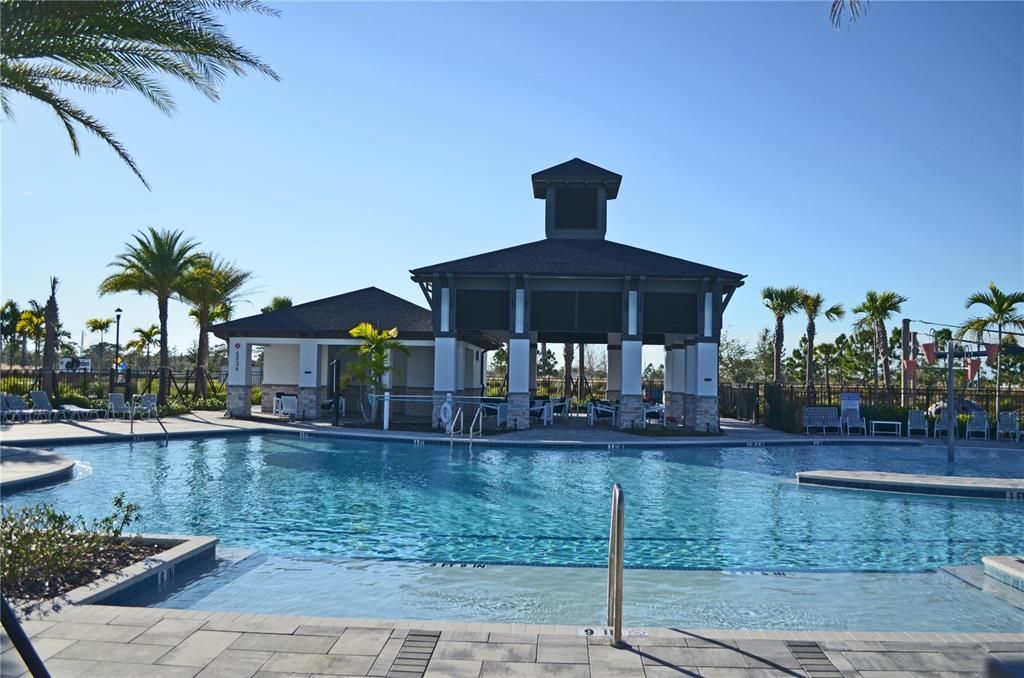 На продажу: $585,000 (4 спален, 2 ванн, 2644 Квадратных фут)