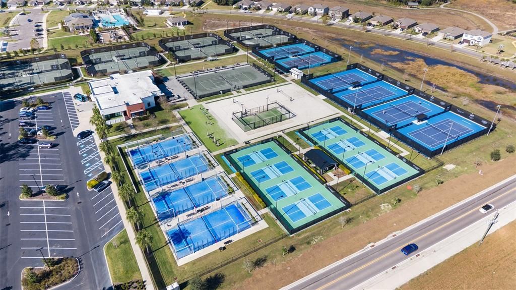 待售: $335,000 (4 贝兹, 2 浴室, 1764 平方英尺)