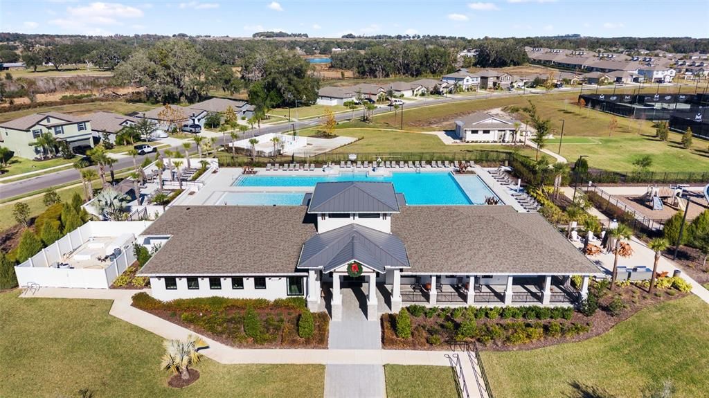 待售: $335,000 (4 贝兹, 2 浴室, 1764 平方英尺)