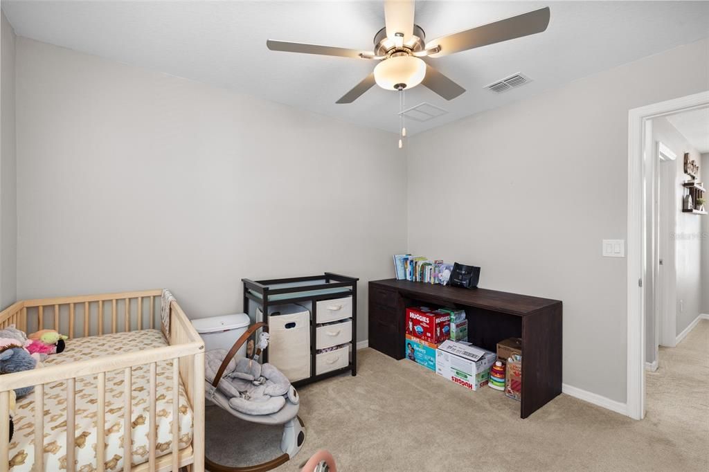 待售: $335,000 (4 贝兹, 2 浴室, 1764 平方英尺)